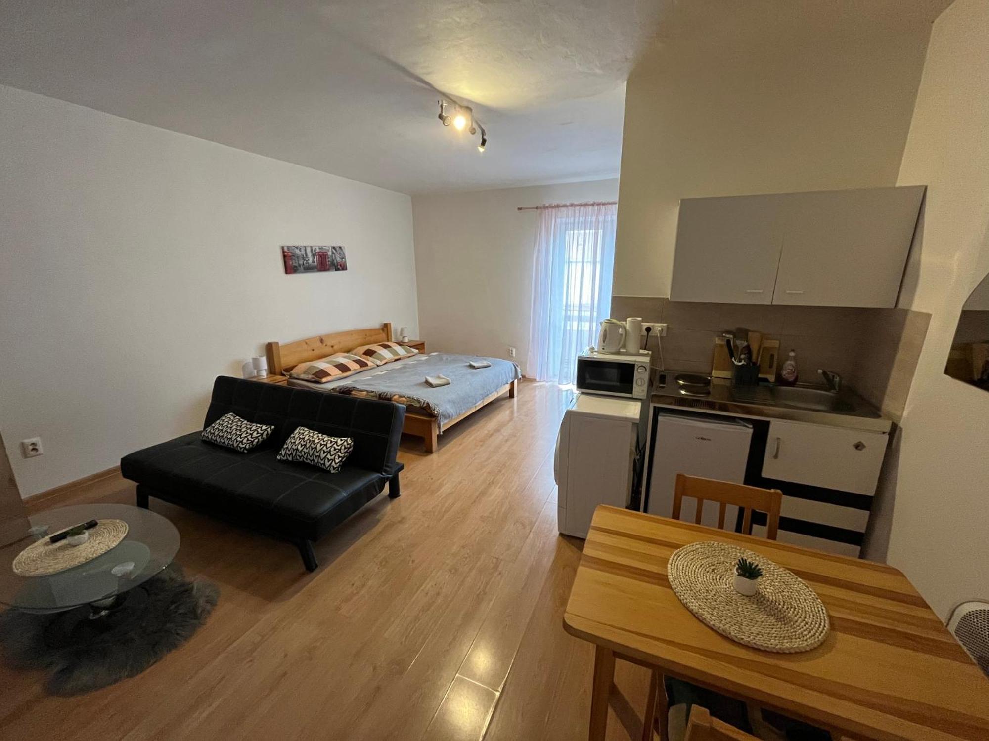 Apartman Centrum Banská Bystrica Buitenkant foto